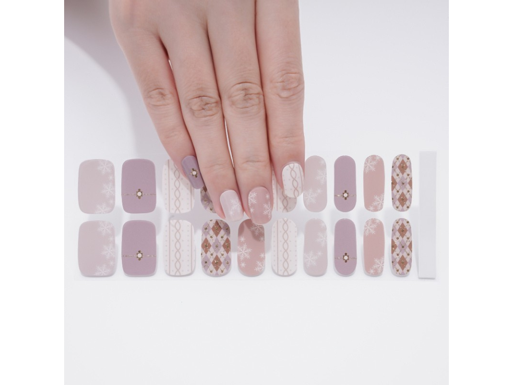 Winter Whisper semi-cured gel nail strips by MANITIME – detail 3