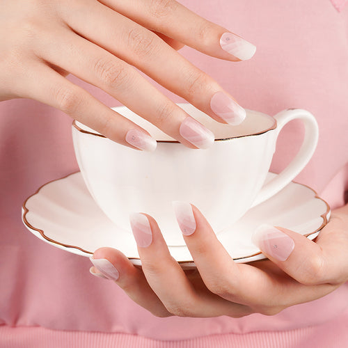 Classic Touch semi-cured gel nail strips by MANITIME – detail 2