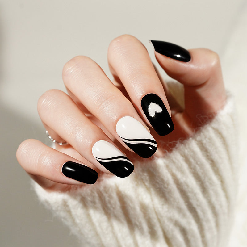 Black Romance semi-cured gel nail strips by MANITIME – detail 3
