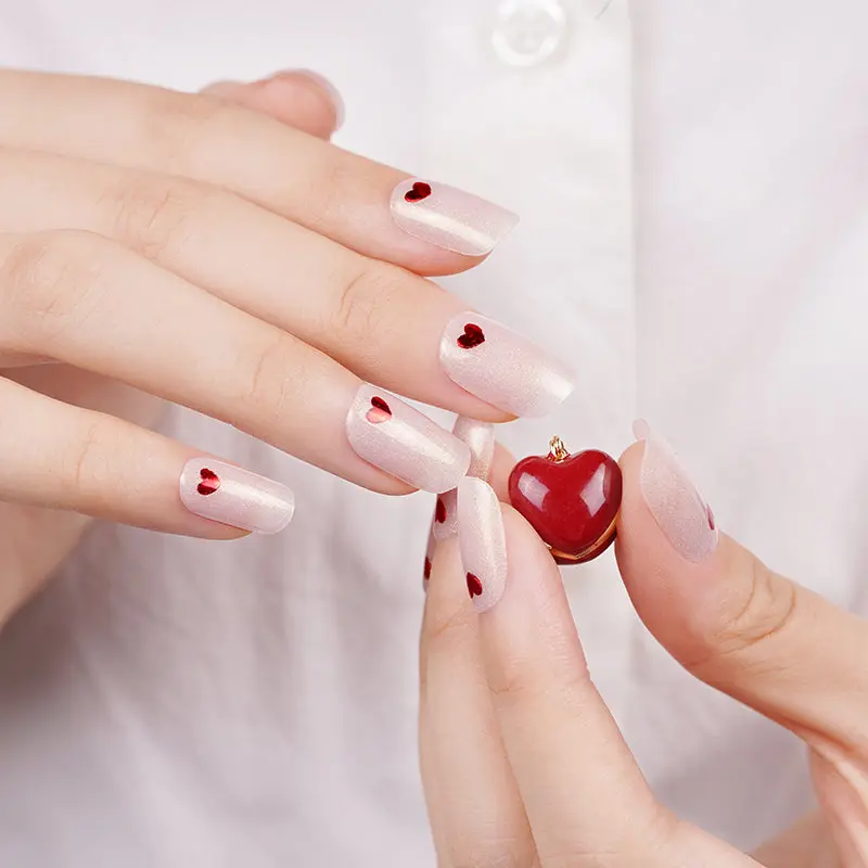 Sweet Heart semi-cured gel nail strips by MANITIME – detail 2