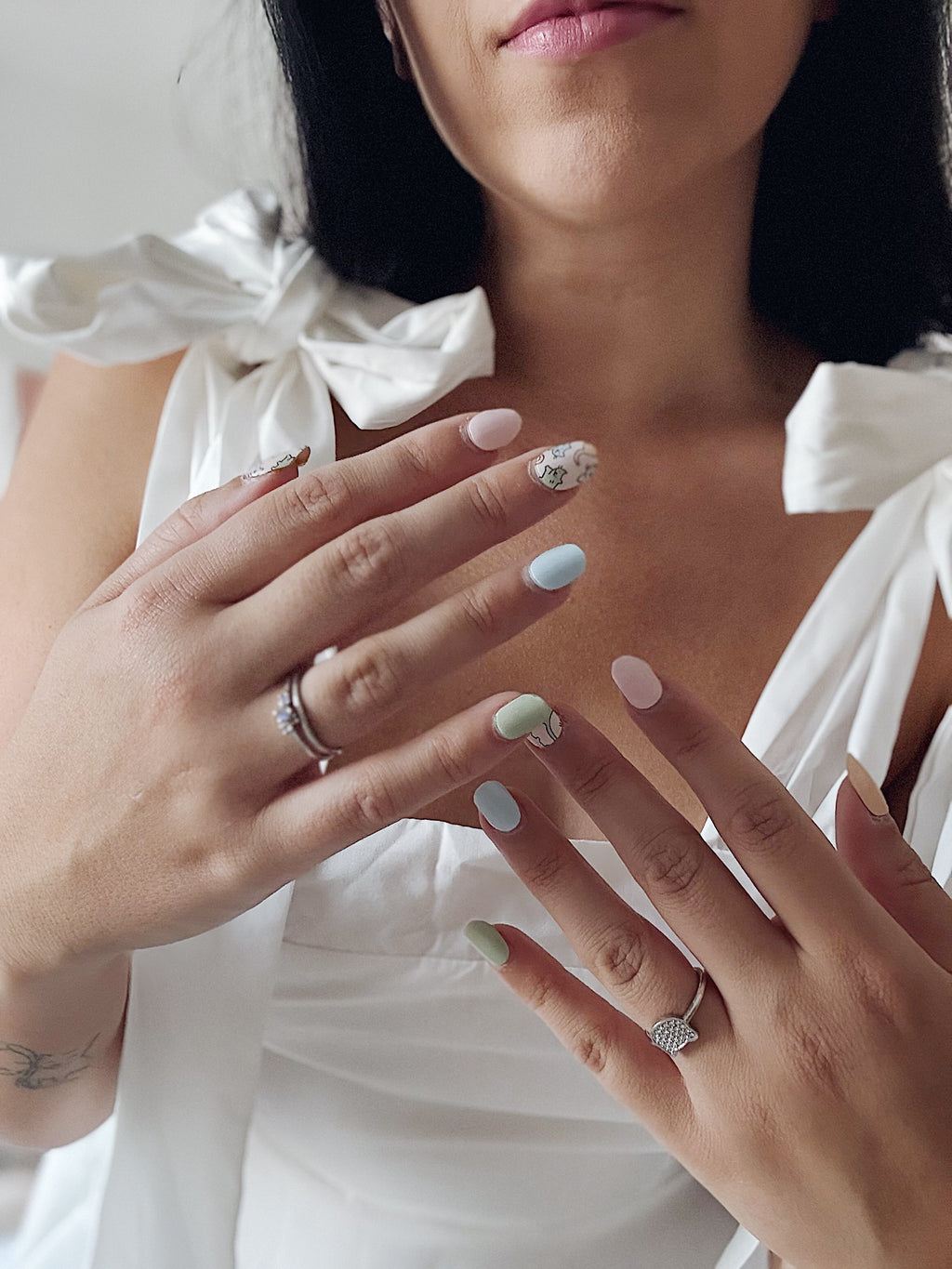 Pastel Cats semi-cured gel nail strips by MANITIME – detail 3