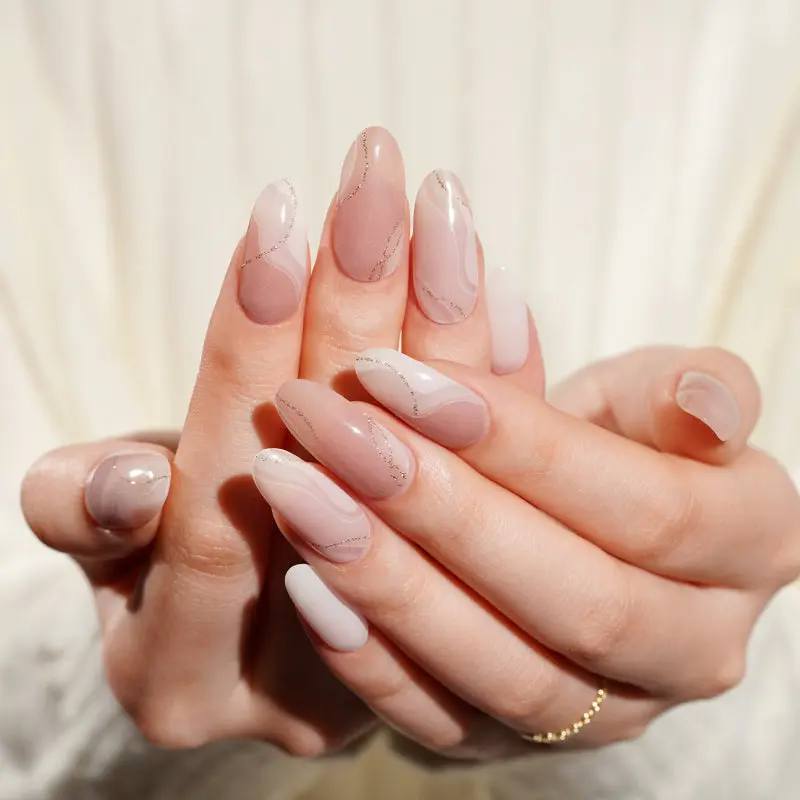 Sand Dune semi-cured gel nail strips by MANITIME – detail 3