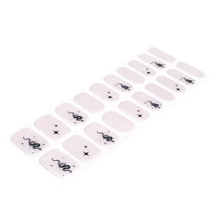 Mystic Snake semi-cured gel nail strips by MANITIME – detail 5