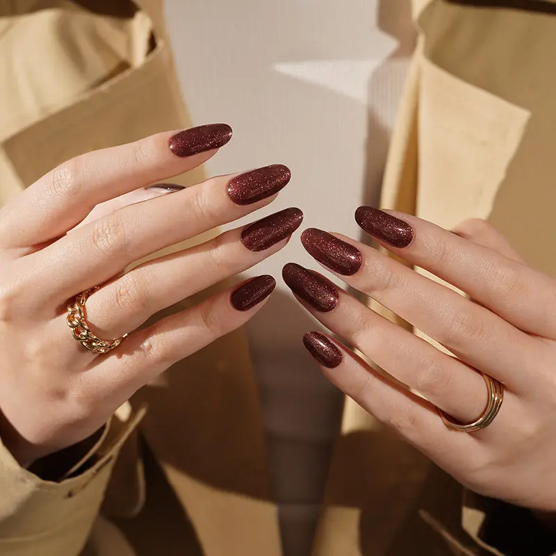 Cocoa Glitter semi-cured gel nail strips by MANITIME – detail 2