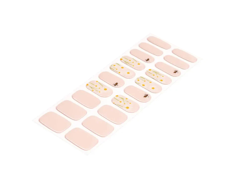 Sunny Bee semi-cured gel nail strips by MANITIME – detail 3