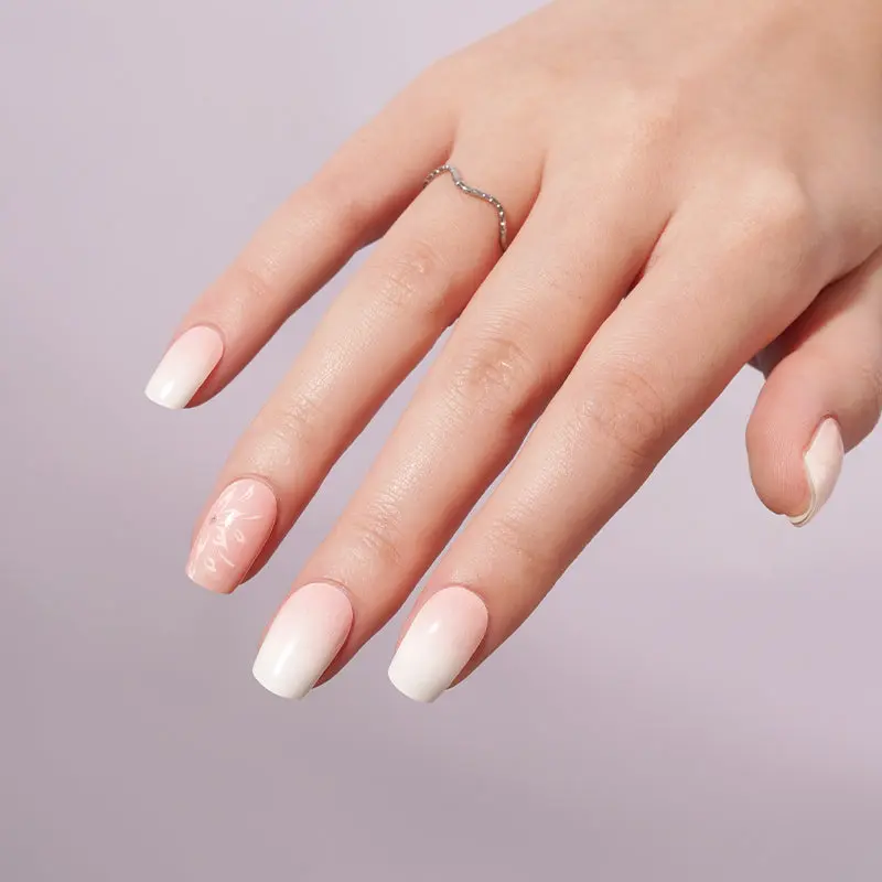 Quiet Beauty semi-cured gel nail strips by MANITIME – detail 3